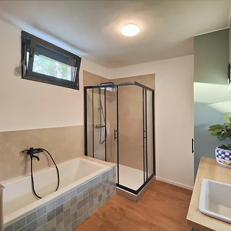 Paradiso New Luxury Flat *