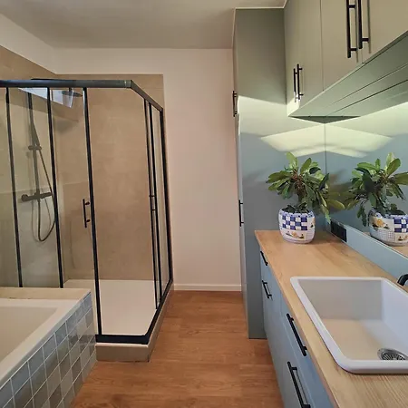Apartment Paradiso New Luxury Flat Agios Nikolaos (Chalkidiki)
