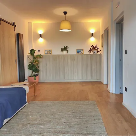 Paradiso New Luxury Flat Apartment *